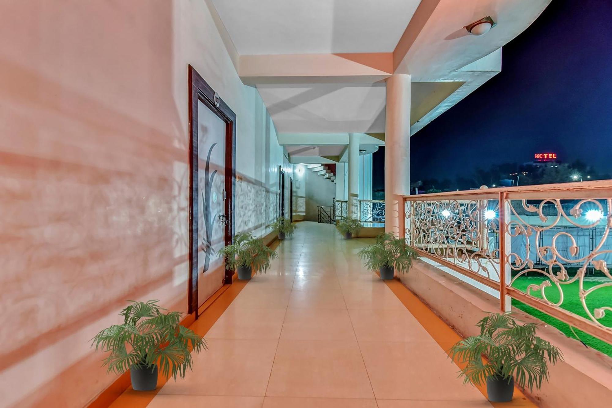 Hotel O Utsav Vatika Hotel Kota  Ngoại thất bức ảnh